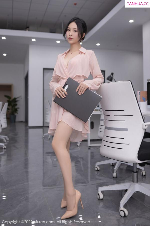 陈若依 抖娘利世 [XiuRen]高清写真图 2022.09.28 No.5657 利世第10张图片